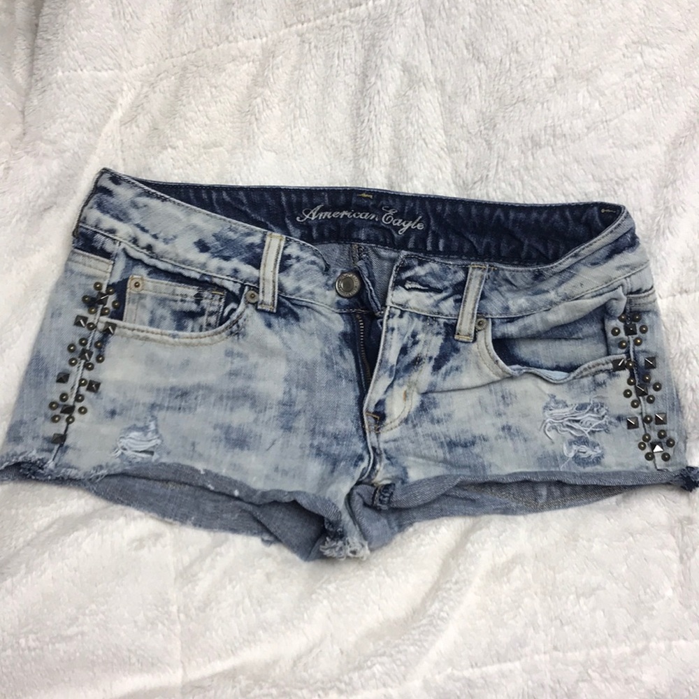 American eagle studded jean shorts